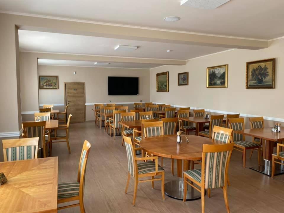 Hotel Camping La Provence Velka Hledsebe Esterno foto
